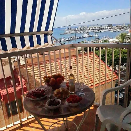 Apartment 2 Bedroom's Flat On The Beach, Center, 1 Line *